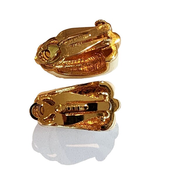 Vintage St. John Gold Tone Ivory Enamel Clip Earrings - Picture 5 of 7